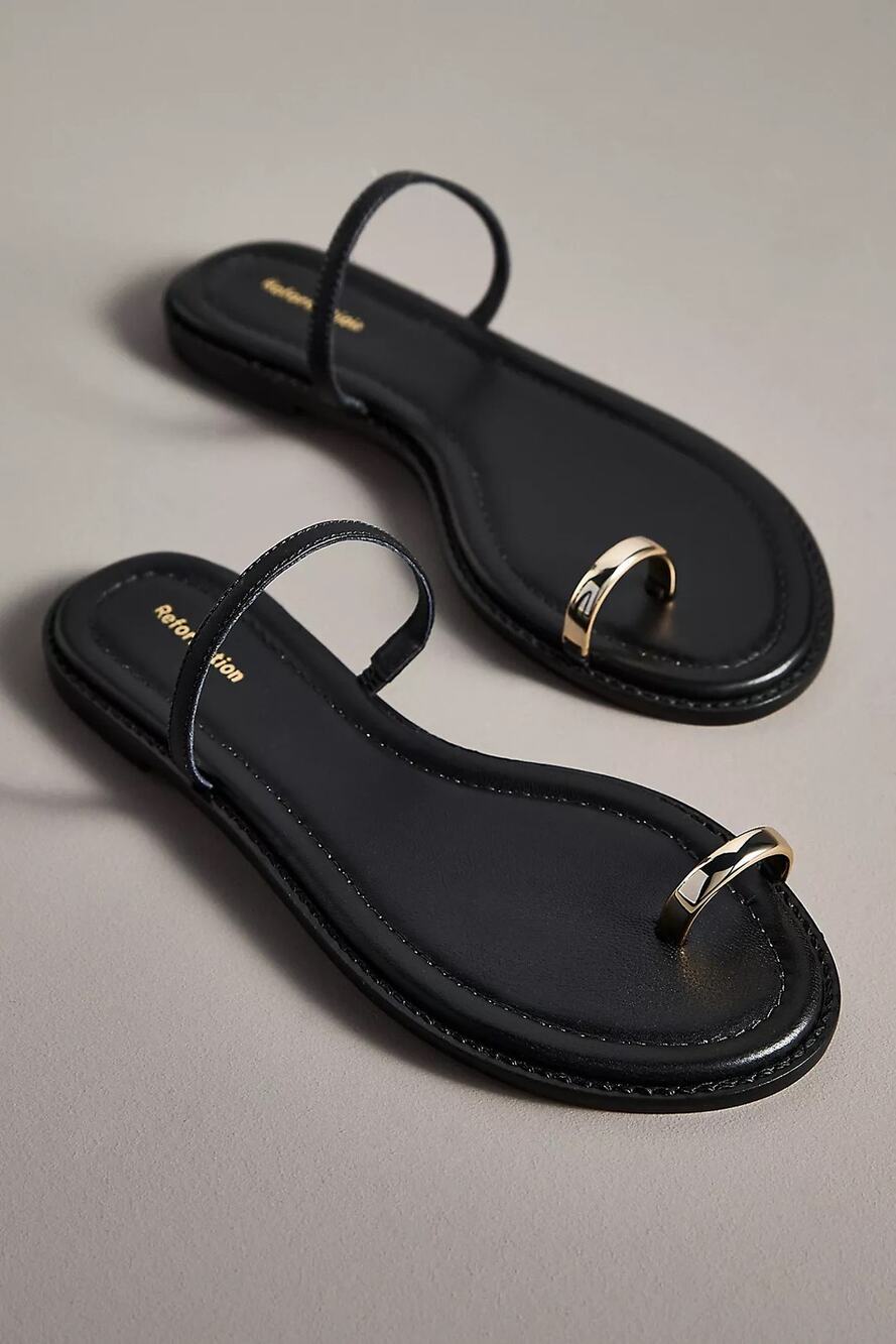 Reformation Cassandra Toe Ring Flat Black Sandals Size 11